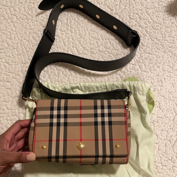 burberry hackberry vintage check crossbody bag